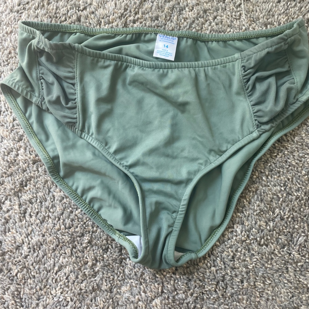NWOT Venus Army Green Mid rise bikini bottom